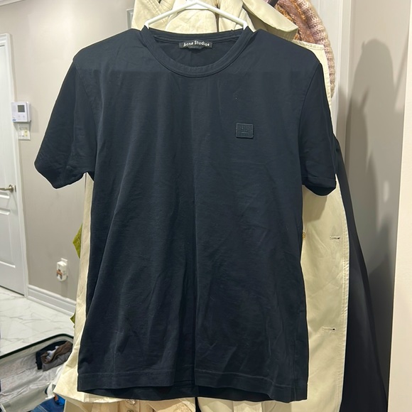 Acne Studios Tops - Acne Studios Tshirt